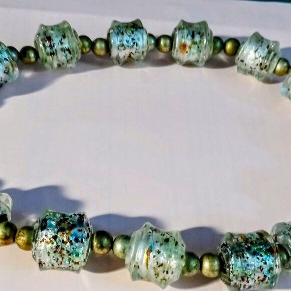 NECKLACE - Picture 2 of 2